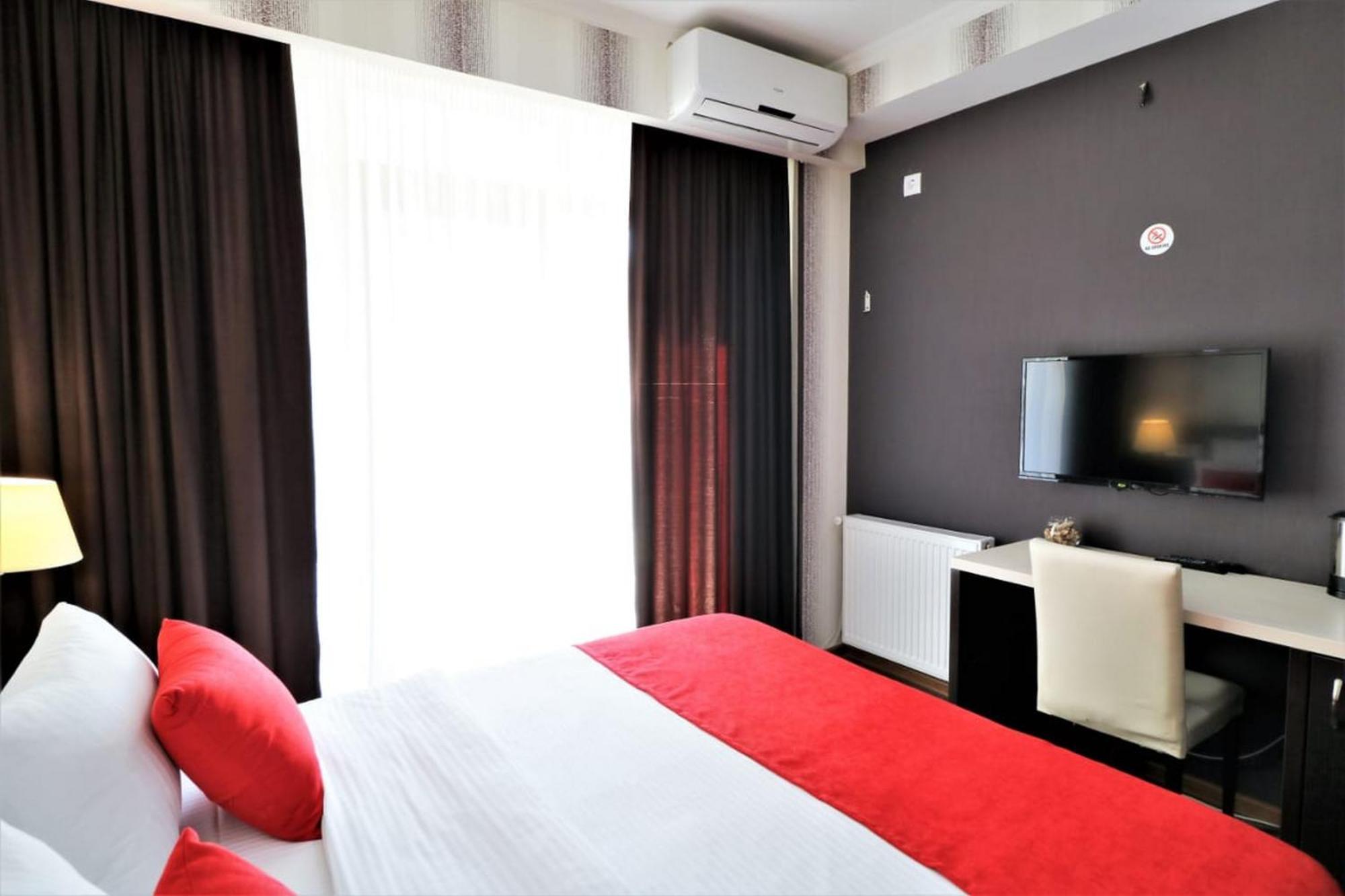 East Gate Boutique Hotel Tbilisi Exterior photo